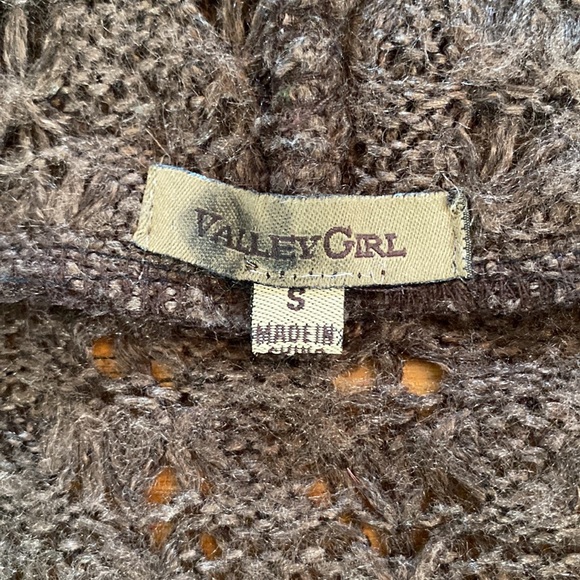Vintage Knit Shrug - Picture 4 of 6